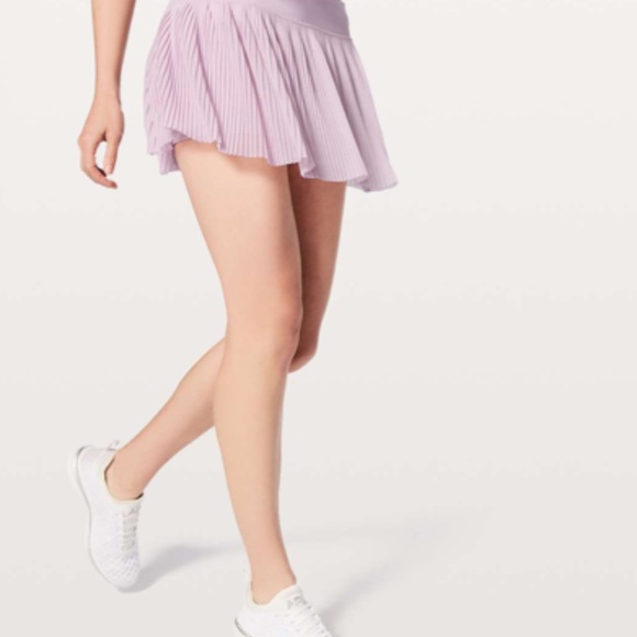 Lululemon just pleat it skirt - Picture 3 of 3